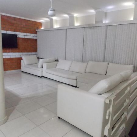 Apartamento Duplex 과루자 외부 사진